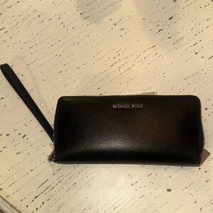 Michael Kors Black Wristlet Wallet